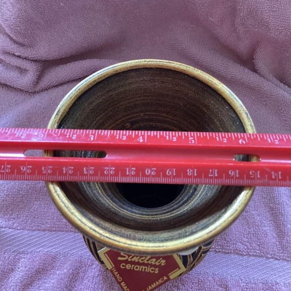 Sinclair Vase - Picture 2 of 5